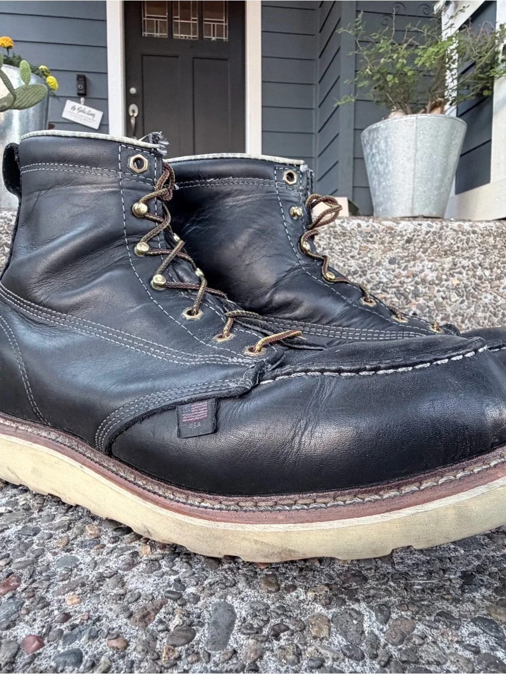 Classic Black Thorogood Moc Toe Men's steel Toe Work Boots